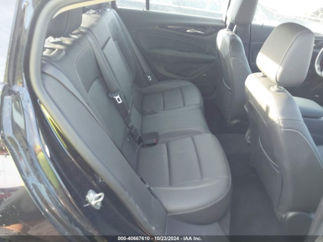 W04GP6SX4J1052311 Buick Regal Sportback Essence