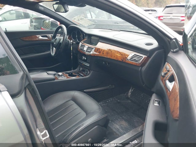 WDDLJ9BB4EA110456 Mercedes-Benz Cls 550 4matic