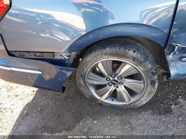 5LMJJ3LT6JEL16265 Lincoln Navigator L Reserve
