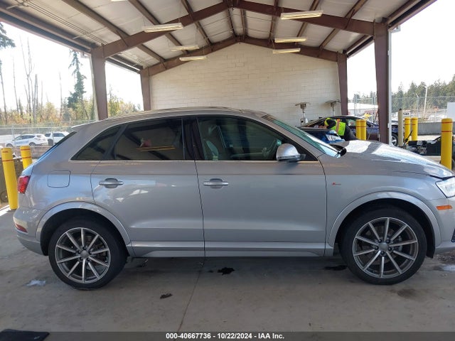 WA1JCCFS4JR005523 Audi Q3 2.0t Premium/2.0t Sport Premium