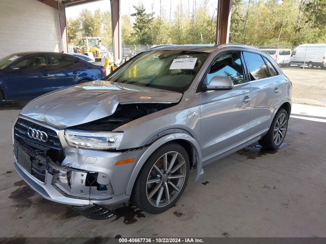 WA1JCCFS4JR005523 Audi Q3 2.0t Premium/2.0t Sport Premium