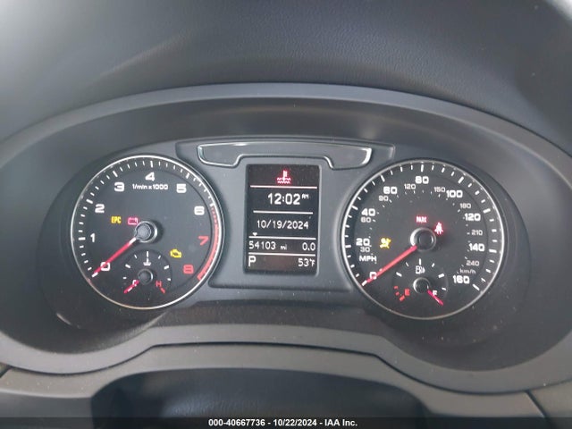 WA1JCCFS4JR005523 Audi Q3 2.0t Premium/2.0t Sport Premium