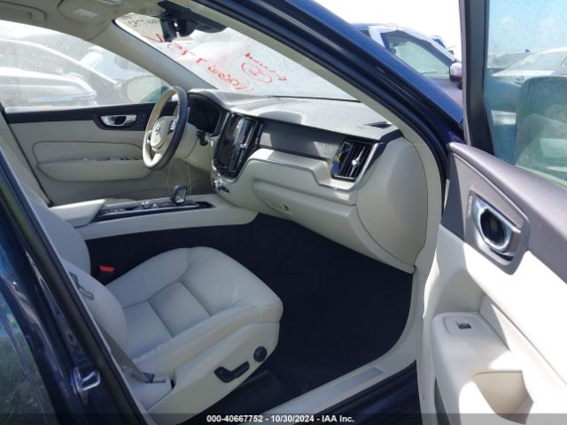 YV4L12RE3P1339731 Volvo Xc60 B5 Plus Bright Theme