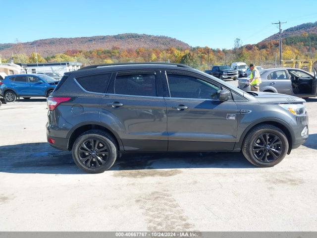 Ford ESCAPE SE 2018 1FMCU9GD8JUC54222 Image 13
