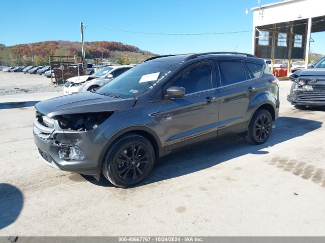 Ford ESCAPE SE 2018 1FMCU9GD8JUC54222 Image 2