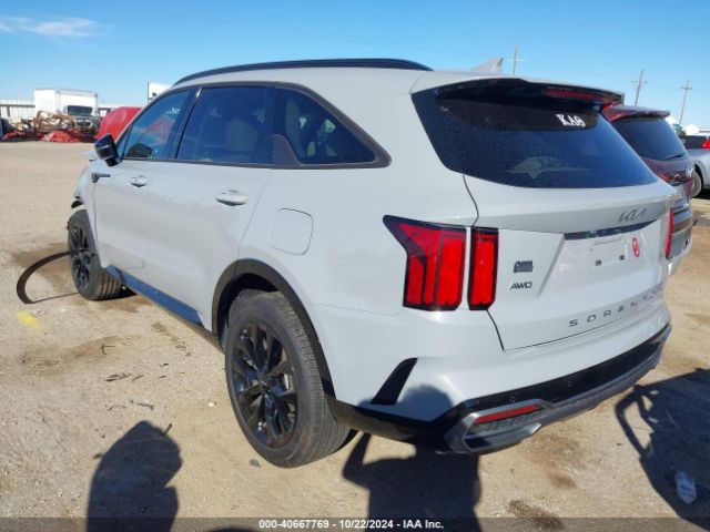 5XYRKDLF8NG153865 KIA SORENTO SX