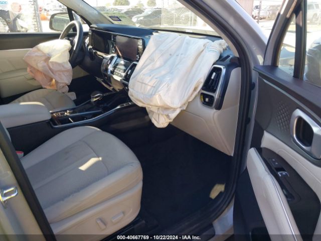 5XYRKDLF8NG153865 KIA SORENTO SX