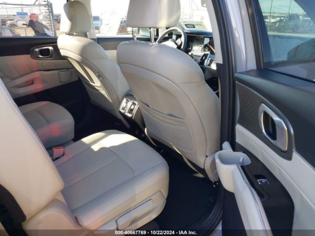5XYRKDLF8NG153865 KIA SORENTO SX