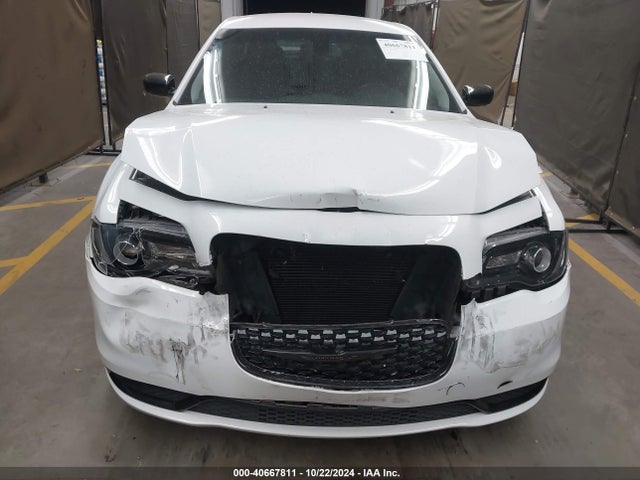 2C3CCAAG8LH159388 Chrysler 300 Touring
