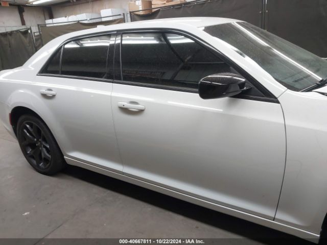 2C3CCAAG8LH159388 Chrysler 300 Touring