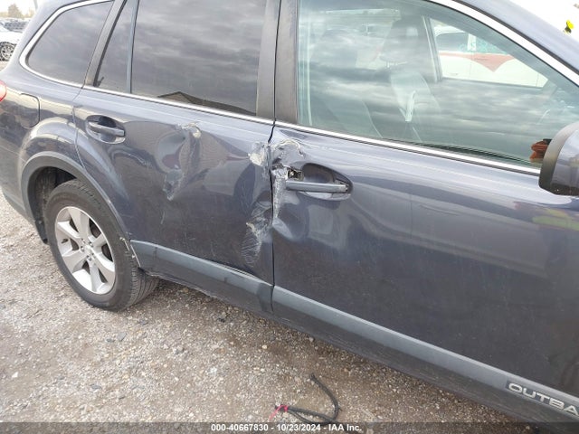 Subaru Outback 2.5i Limited 2014 4S4BRCMC8E3303887 Image 5