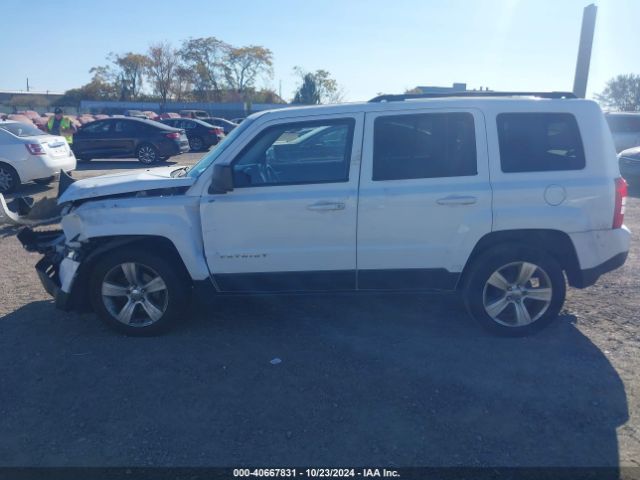 1C4NJPFAXGD640425 Jeep Patriot Latitude
