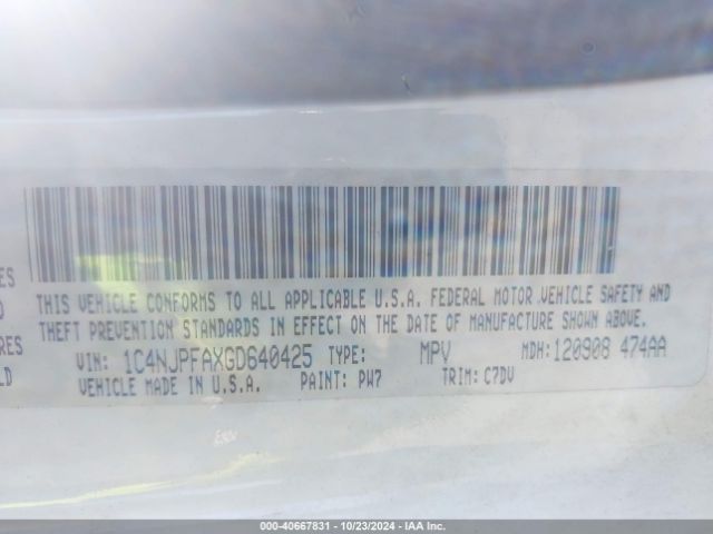 1C4NJPFAXGD640425 Jeep Patriot Latitude