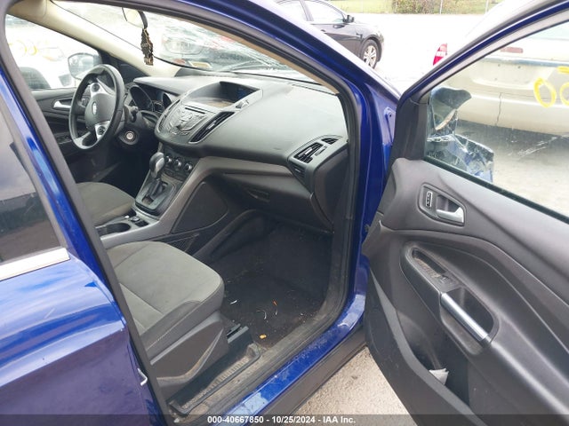 Ford ESCAPE SE 2015 1FMCU9G9XFUB01716 Image 5