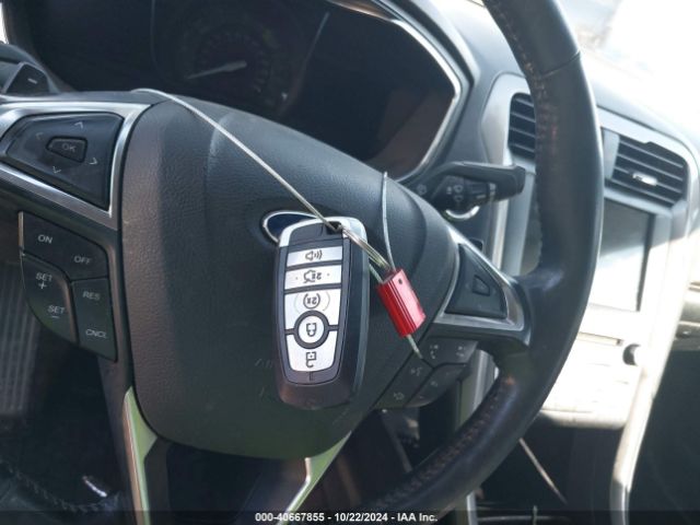 3FA6P0HD1HR388922 Ford FUSION SE
