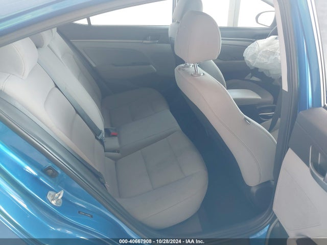 Hyundai ELANTRA SEL 2018 5NPD84LF7JH309664 Image 8