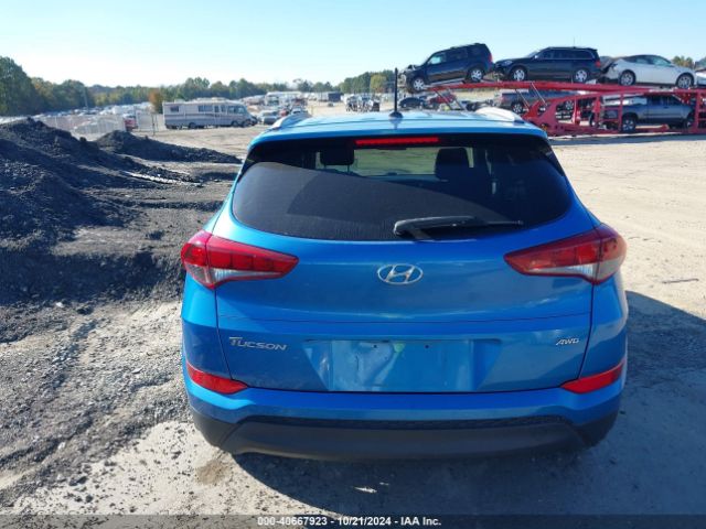 KM8J3CA43HU410175 Hyundai TUCSON SE