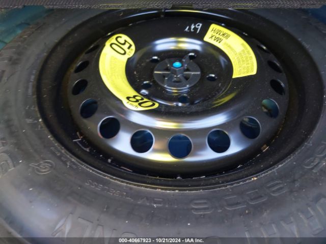 KM8J3CA43HU410175 Hyundai TUCSON SE