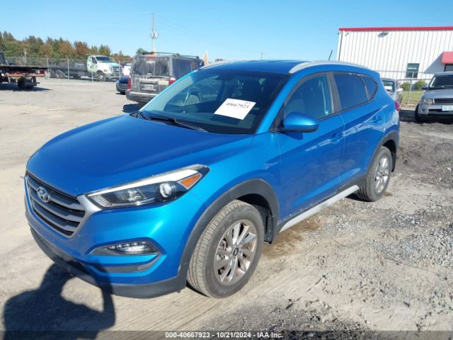 KM8J3CA43HU410175 Hyundai TUCSON SE