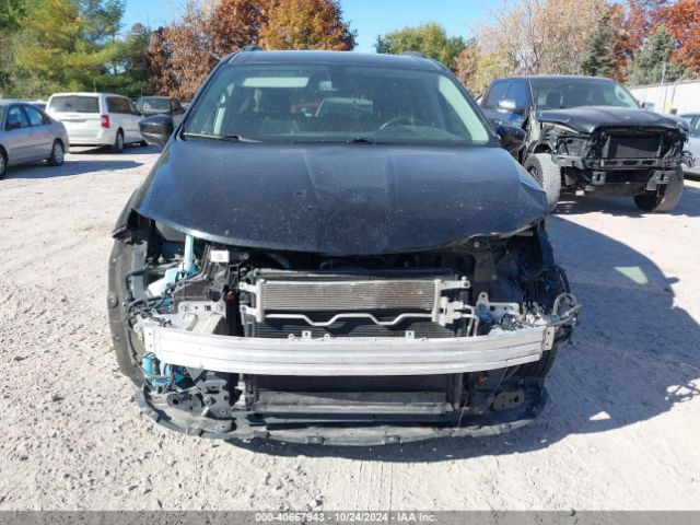 2C4RC1DG5LR256981 Chrysler Voyager Lxi