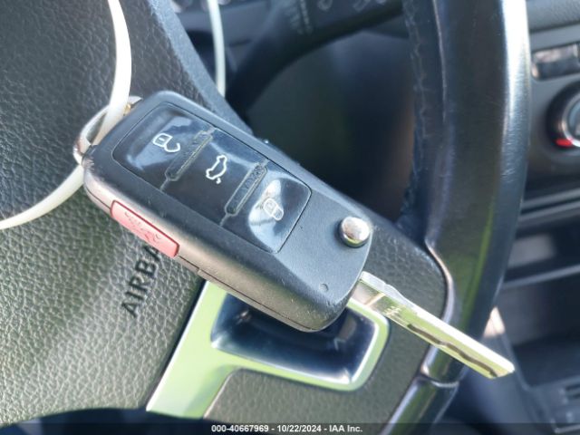 WVGAV7AX3FW539885 Volkswagen TIGUAN S