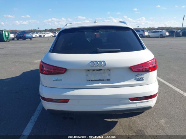 WA1ECCFS0HR010603 Audi Q3 2.0t Premium