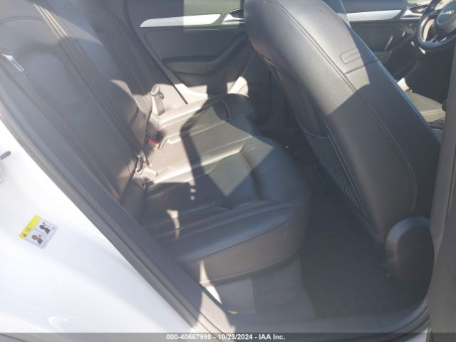 WA1ECCFS0HR010603 Audi Q3 2.0t Premium