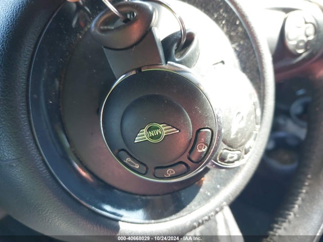 2012 MINI COOPER WMWSU3C54CT255935 Photo 10