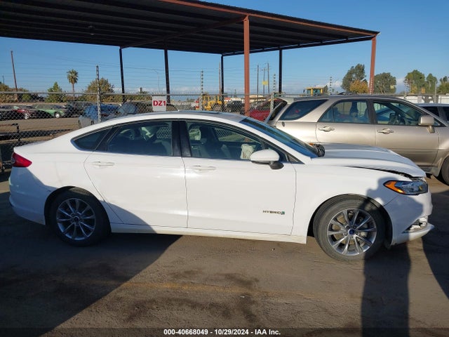 Ford Fusion Hybrid Se 2017 3FA6P0LU4HR356229 Image 13