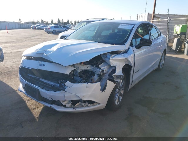 Ford Fusion Hybrid Se 2017 3FA6P0LU4HR356229 Image 2