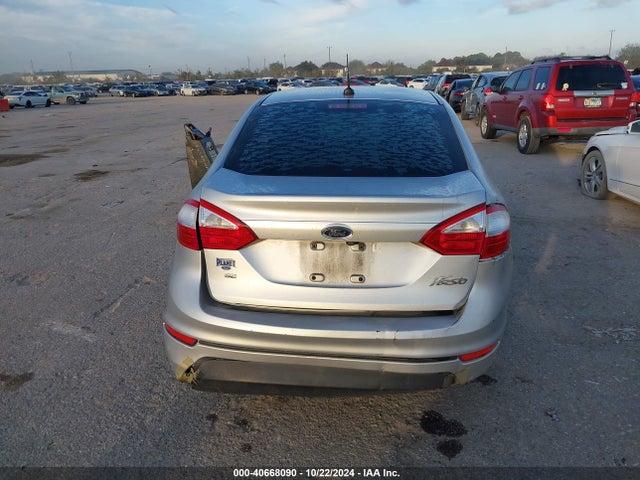 Ford FIESTA SE 2018 3FADP4BJ6JM119959 Image 16