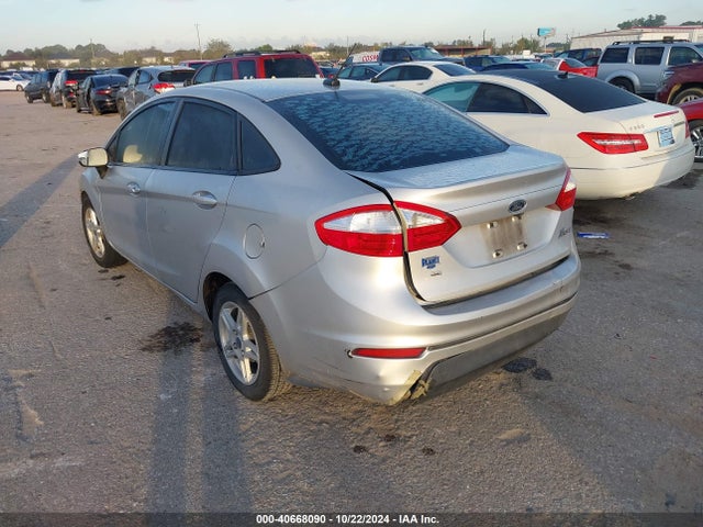 Ford FIESTA SE 2018 3FADP4BJ6JM119959 Image 3