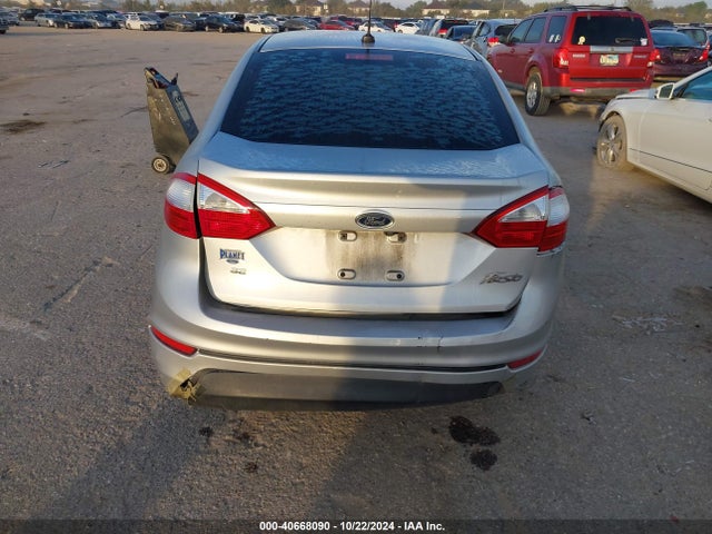 Ford FIESTA SE 2018 3FADP4BJ6JM119959 Image 6