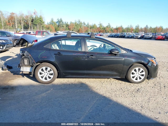 Toyota COROLLA LE 2021 5YFEPMAE8MP160139 Image 14