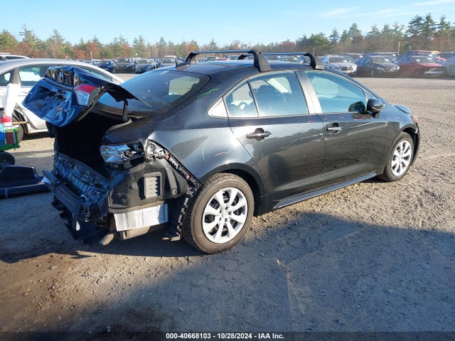 Toyota COROLLA LE 2021 5YFEPMAE8MP160139 Image 4