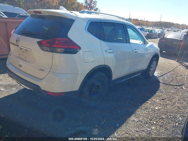 Nissan ROGUE S 2017 5N1AT2MV8HC806607 Image 4
