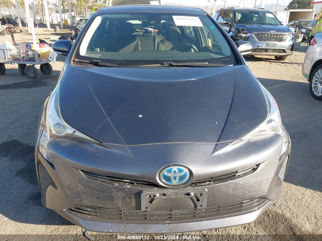 Toyota Prius Two 2017 JTDKBRFU3H3030105 Image 12