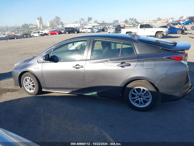 Toyota Prius Two 2017 JTDKBRFU3H3030105 Image 14