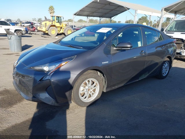 Toyota Prius Two 2017 JTDKBRFU3H3030105 Image 2
