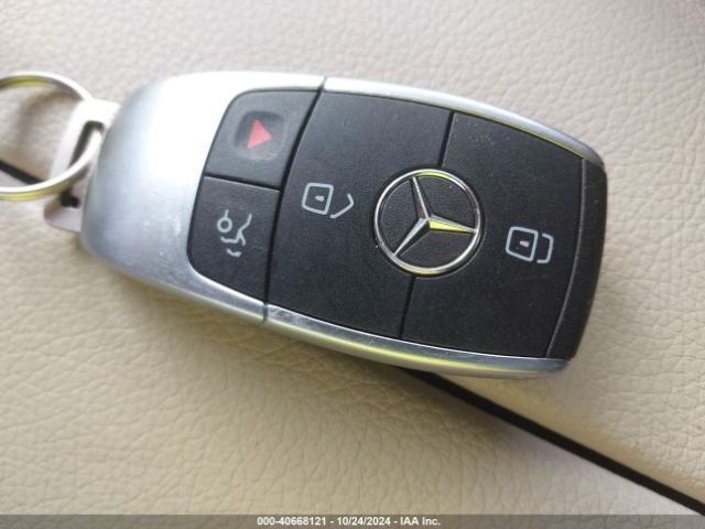 W1KWF8EB2MR626223 Mercedes-Benz C 300 4matic