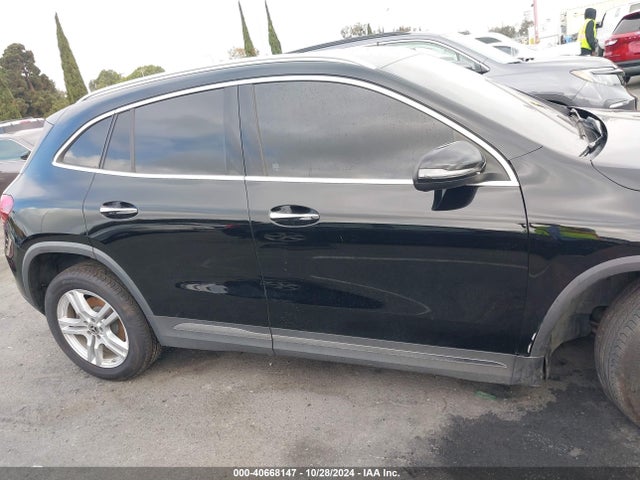 W1N4N4GB5MJ165620 Mercedes-Benz GLA 250