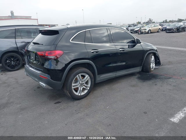 W1N4N4GB5MJ165620 Mercedes-Benz GLA 250