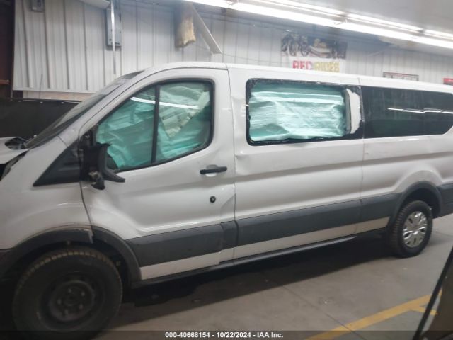 1FBZX2ZM0GKB12952 Ford Transit-350 Xlt