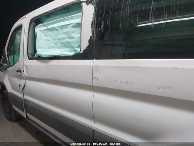 1FBZX2ZM0GKB12952 Ford Transit-350 Xlt