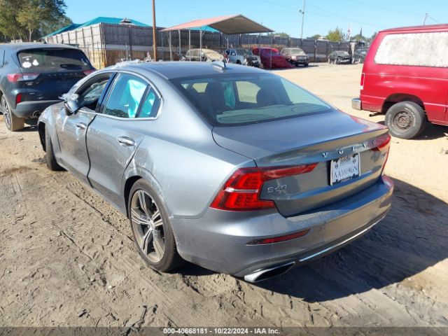 7JRA22TL2KG001758 Volvo S60 T6 Inscription