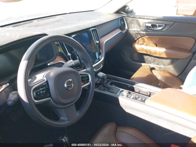 7JRA22TL2KG001758 Volvo S60 T6 Inscription