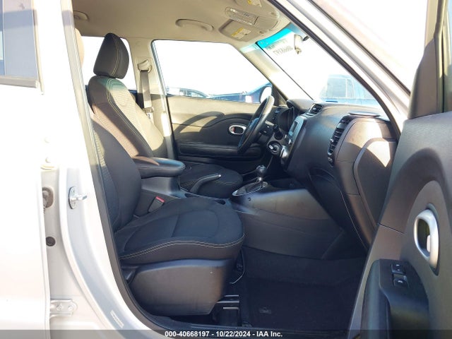 KIA SOUL + 2014 KNDJP3A5XE7701283 Image 5