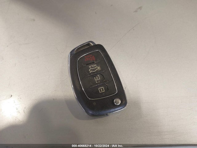 Продажа на аукционе авто 2015 Hyundai Sonata Se, vin: 5NPE24AF0FH003986, номер лота: 40668214