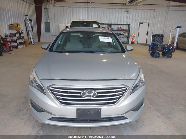 Продажа на аукционе авто 2015 Hyundai Sonata Se, vin: 5NPE24AF0FH003986, номер лота: 40668214