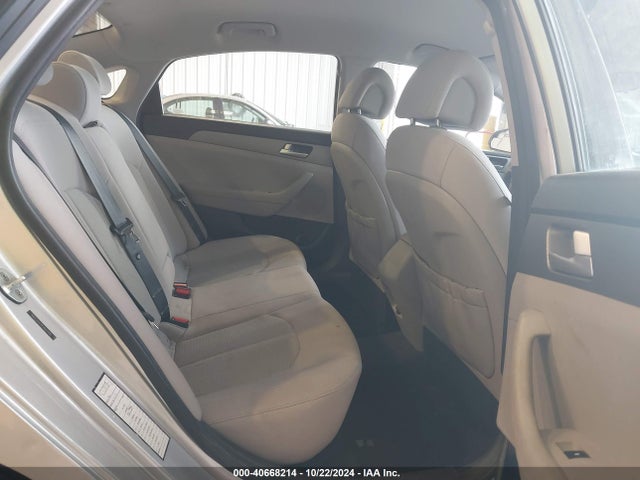 Продажа на аукционе авто 2015 Hyundai Sonata Se, vin: 5NPE24AF0FH003986, номер лота: 40668214